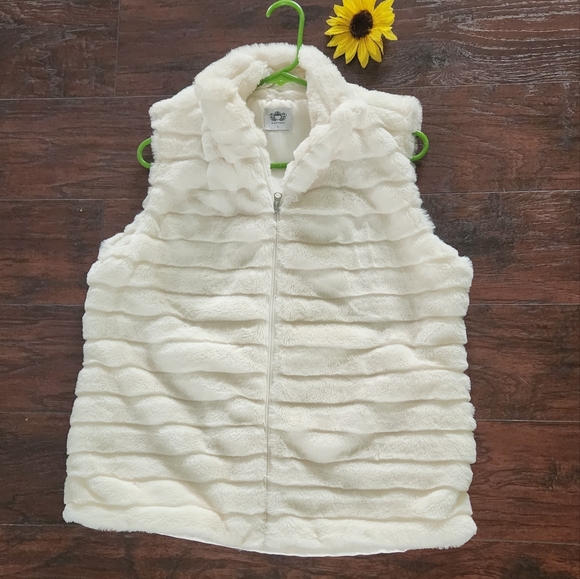 KATYDID FAUX VERY SOFT VEST - Picture 4 of 6